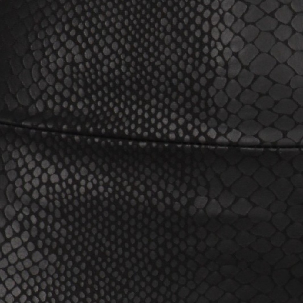 Black Faux Leather Vegan PU High Waist Leggings SNAKE Skin Print NEW - Picture 4 of 5